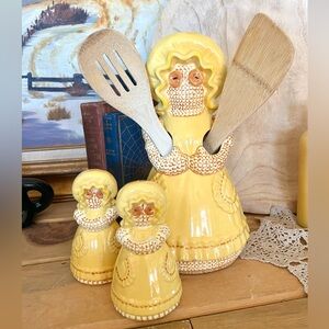 Set of 3 vintage 1982 Sittre Ceramics Burlap Ragdoll-style kitchen set. Handmade
